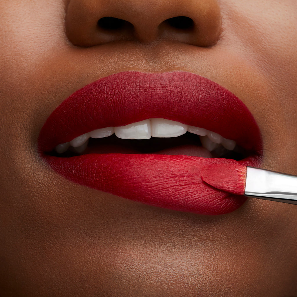 Retro Matte Lipstick for Everyday Wear and rich wearable color