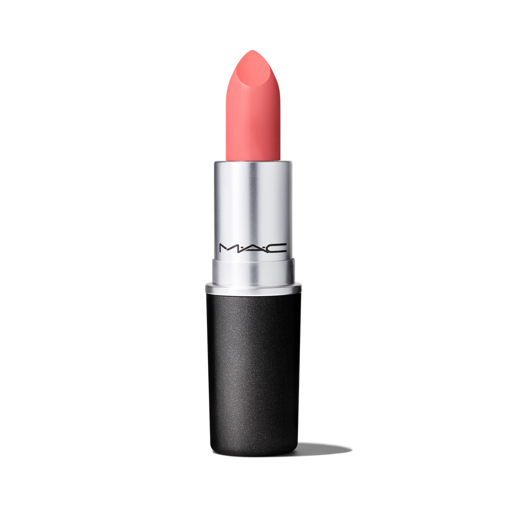 Retro Matte Lipstick for Everyday Wear and rich wearable color