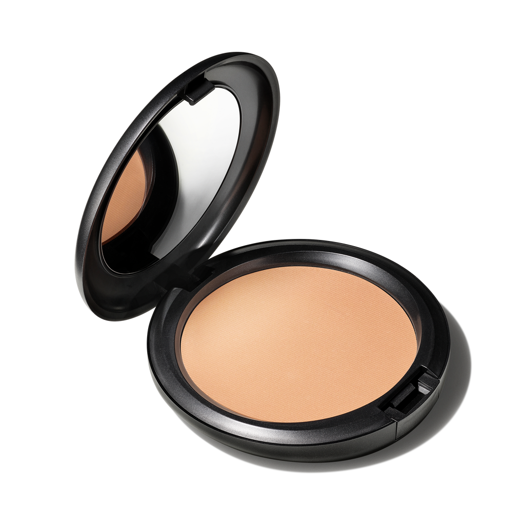 Blot Powder Pressed for Everyday Wear and a soft refined finish