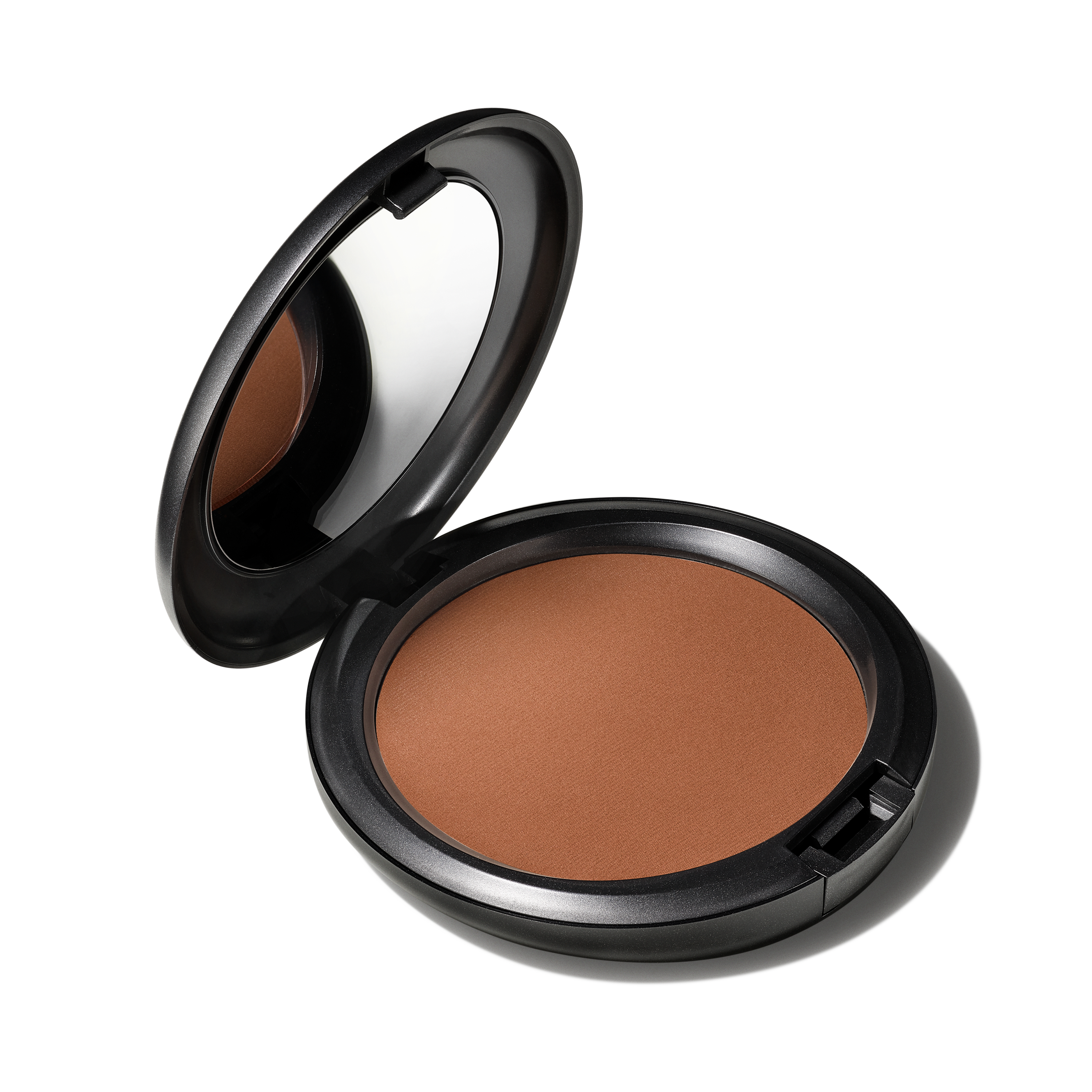 Blot Powder Pressed for Everyday Wear and a soft refined finish