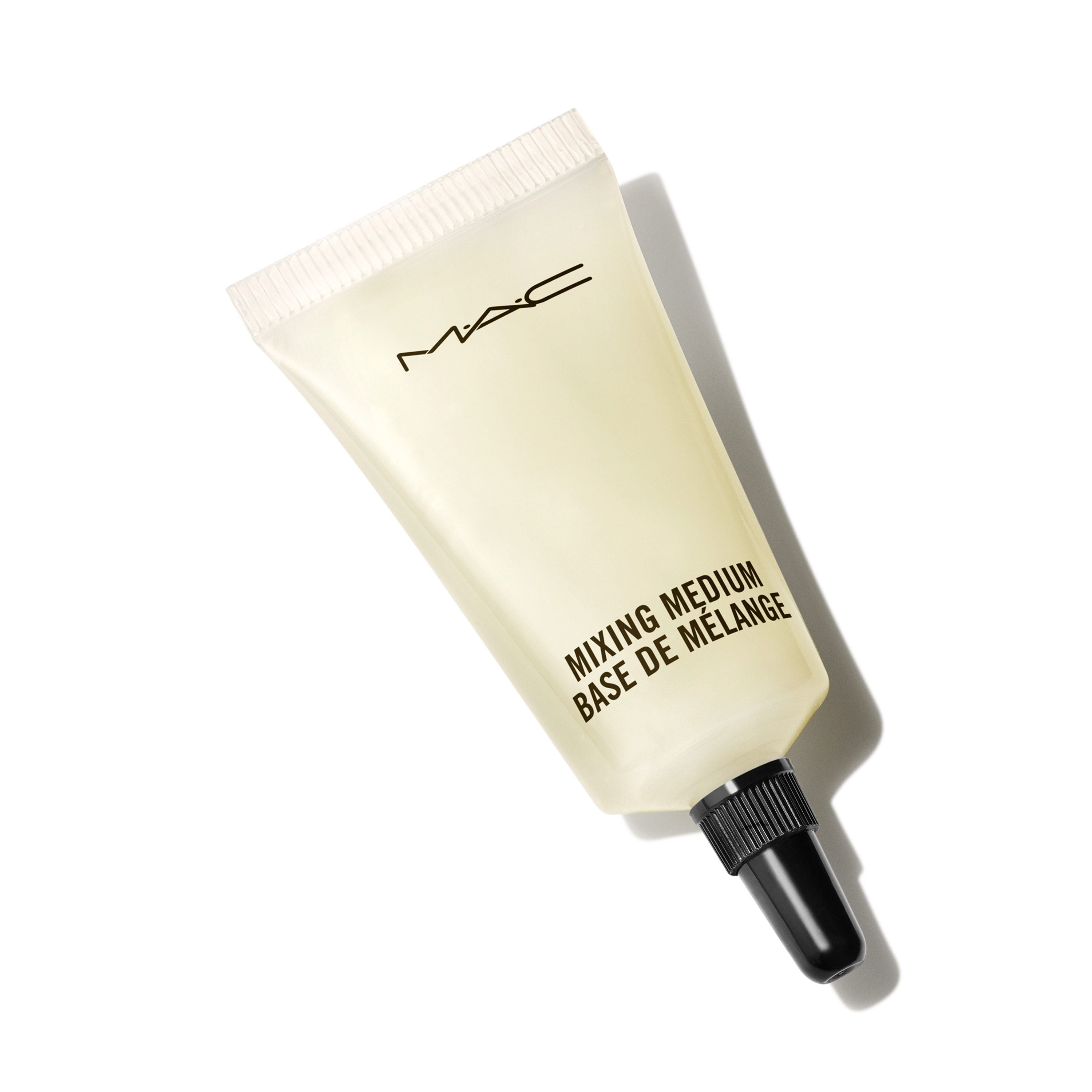 Mixing Medium Eyeliner for Everyday Wear and precise eye definition