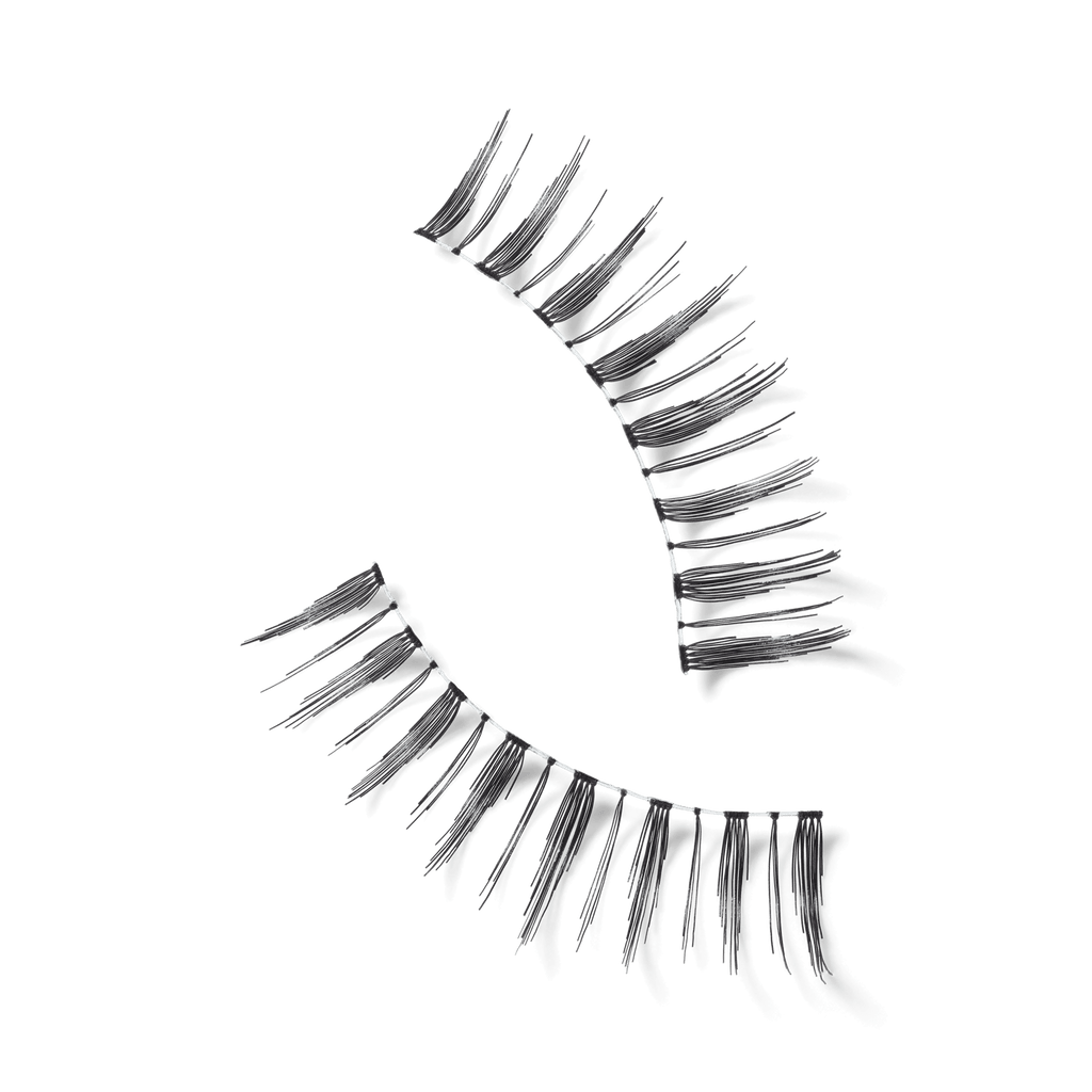M A C LASH 7 Free Spirit Lash for Everyday Wear and enhanced lash definition