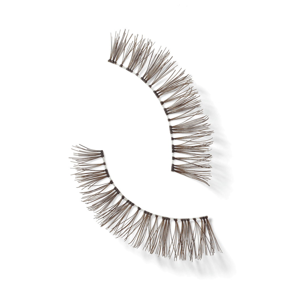 M A C LASH 36 Dreamgirl Lash for Everyday Wear and enhanced lash definition