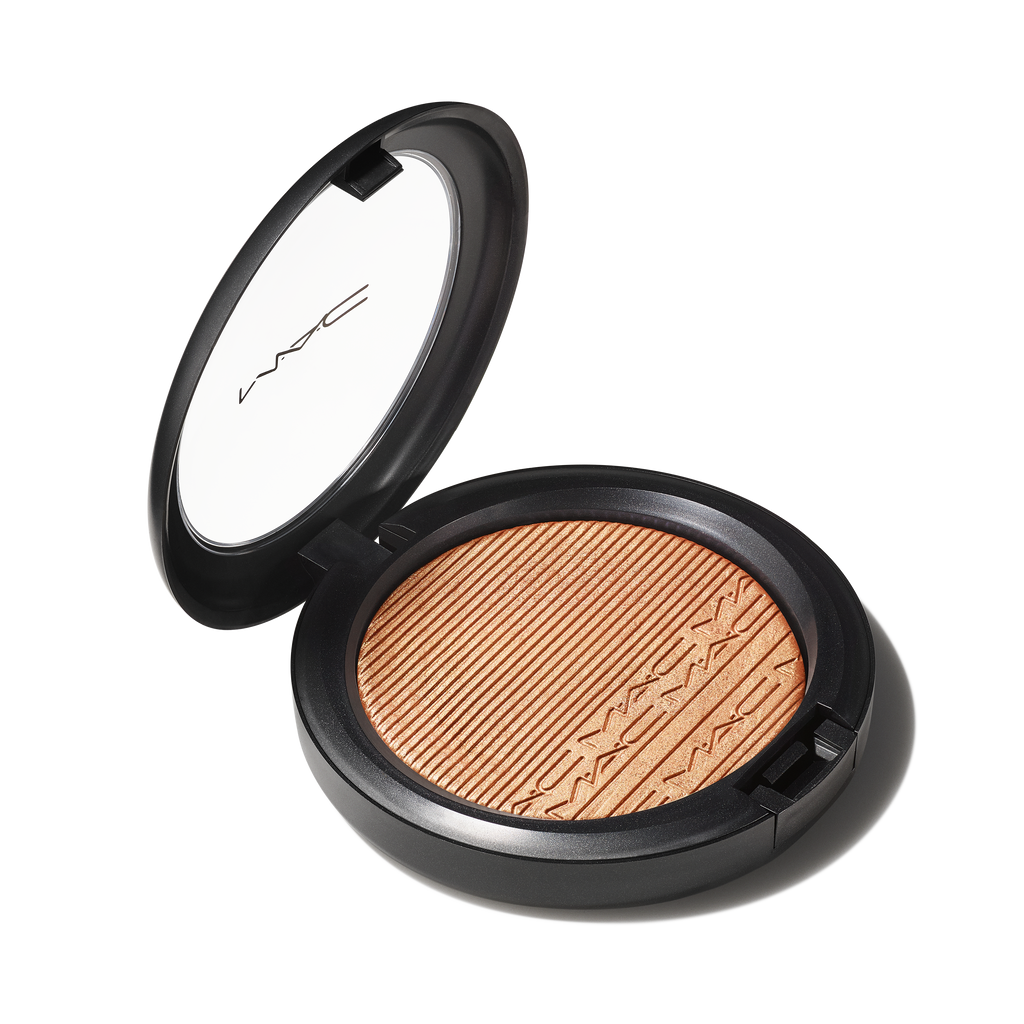 Extra Dimension Skinfinish Highlighter for Everyday Wear and a luminous looking finish