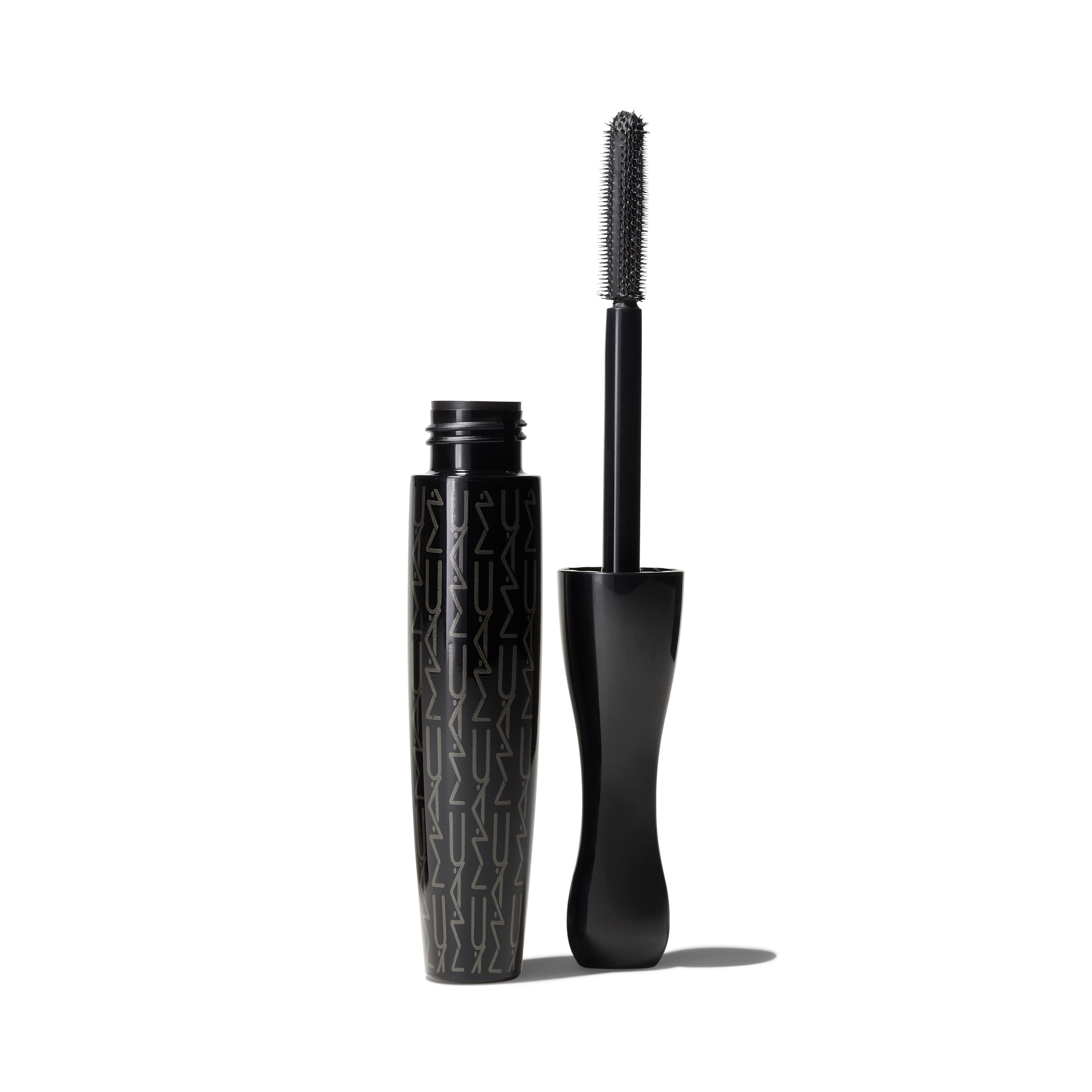 In Extreme Dimension 3D Black Lash Mascara for Everyday Wear and defined looking lashes