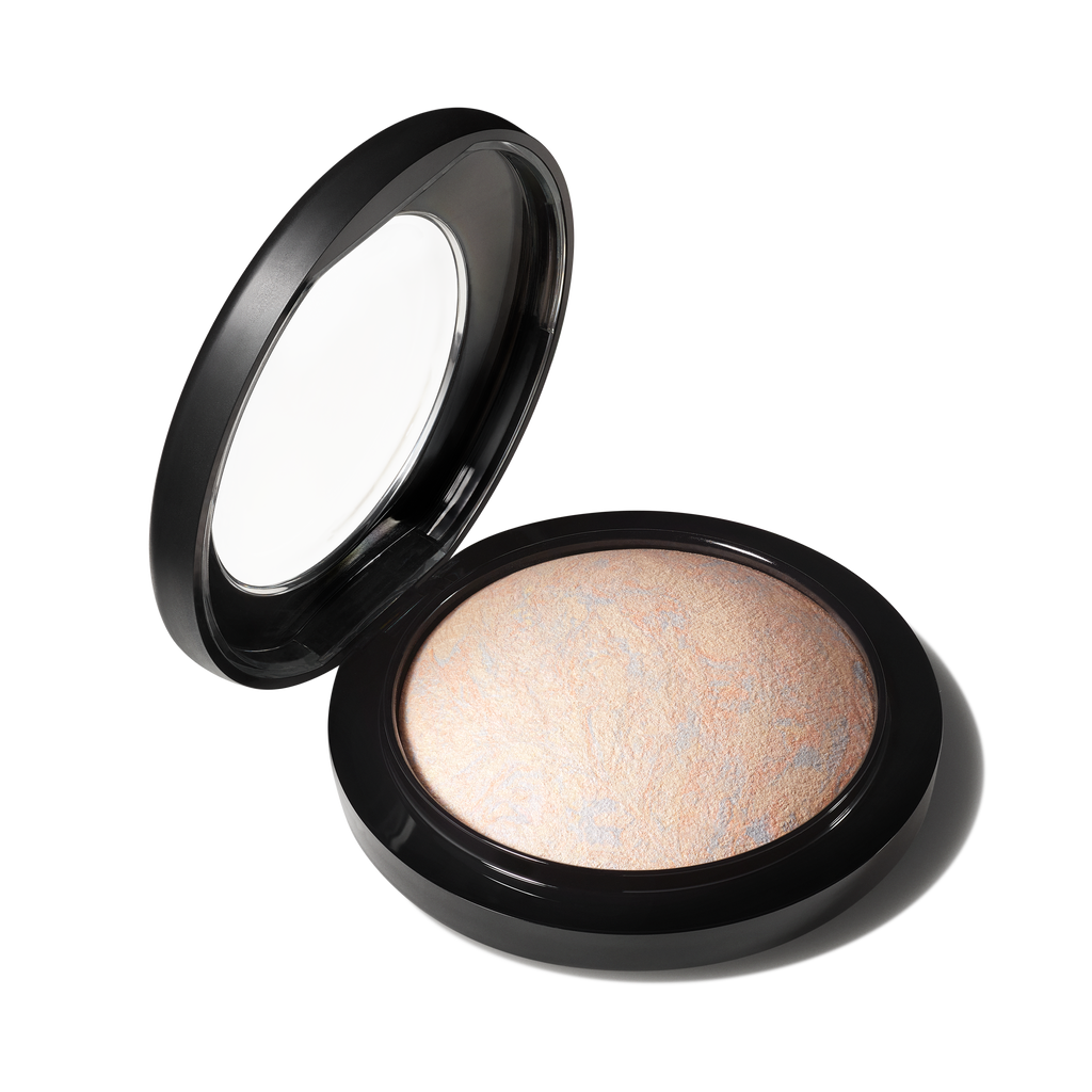 Mineralize Skinfinish for Everyday Wear and a soft refined finish