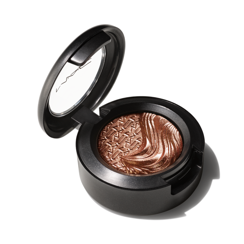 Extra Dimension Eye Shadow for Everyday Wear and blendable eye color