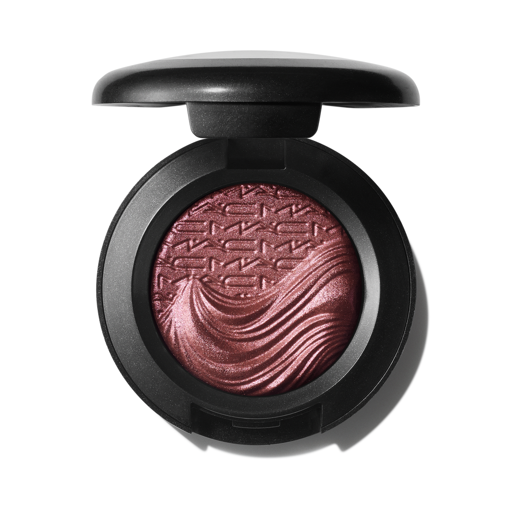 Extra Dimension Eye Shadow for Everyday Wear and blendable eye color