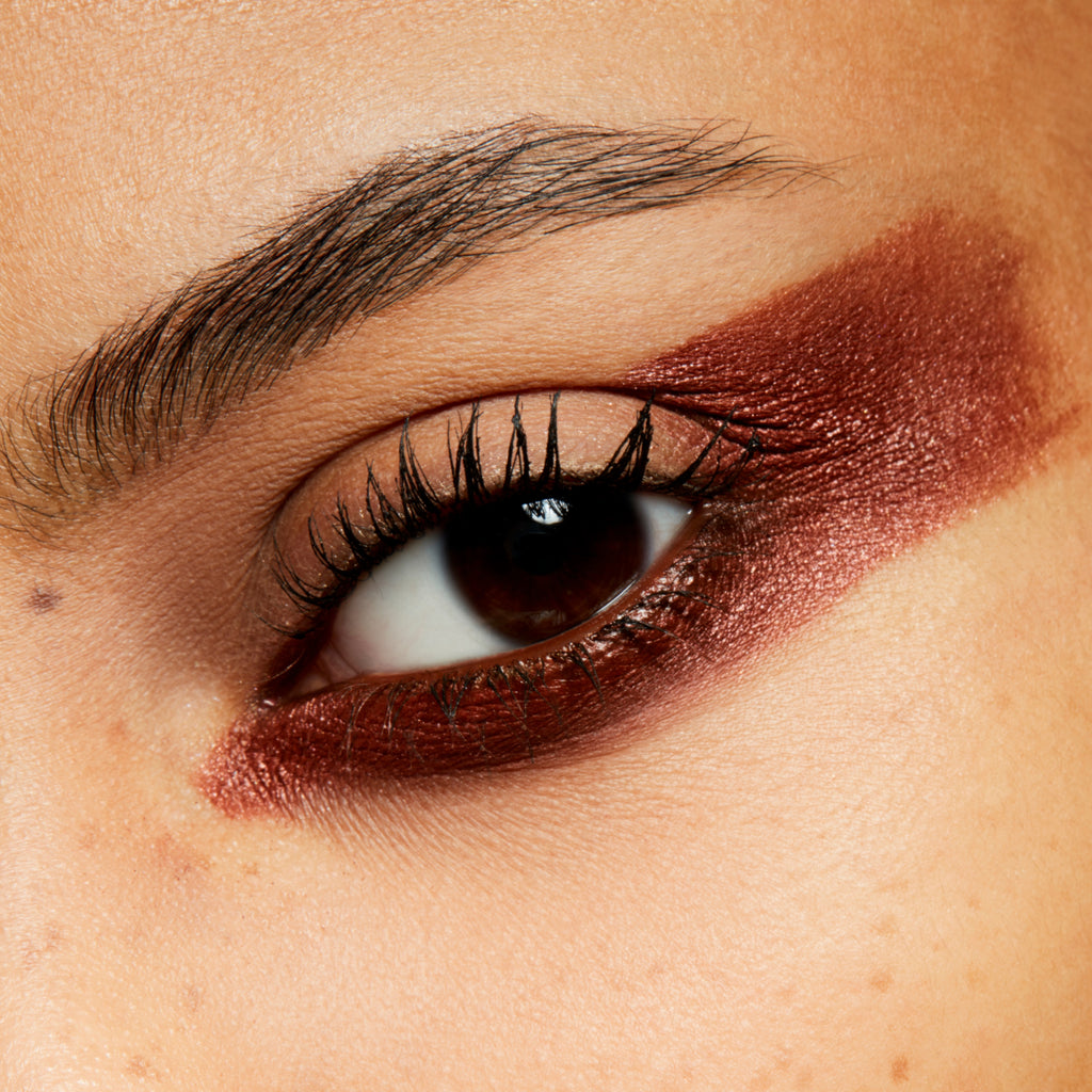 Extra Dimension Eye Shadow for Everyday Wear and blendable eye color