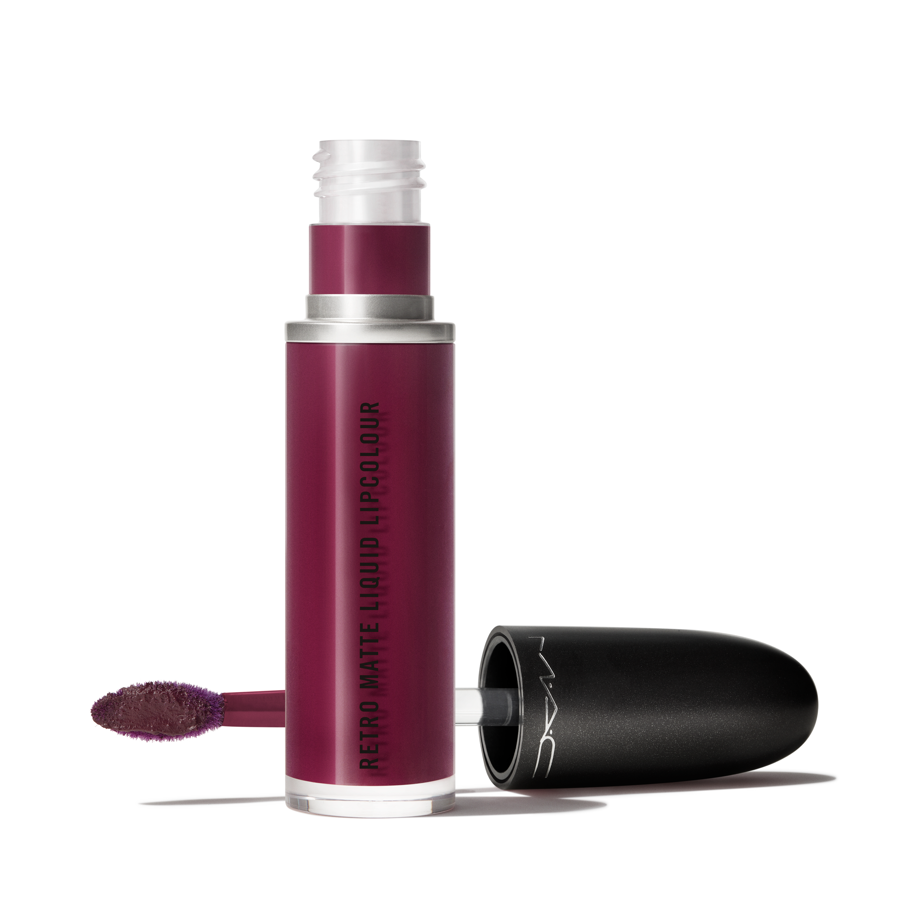 Retro Matte Liquid Lipcolour for Everyday Wear and smooth lasting color