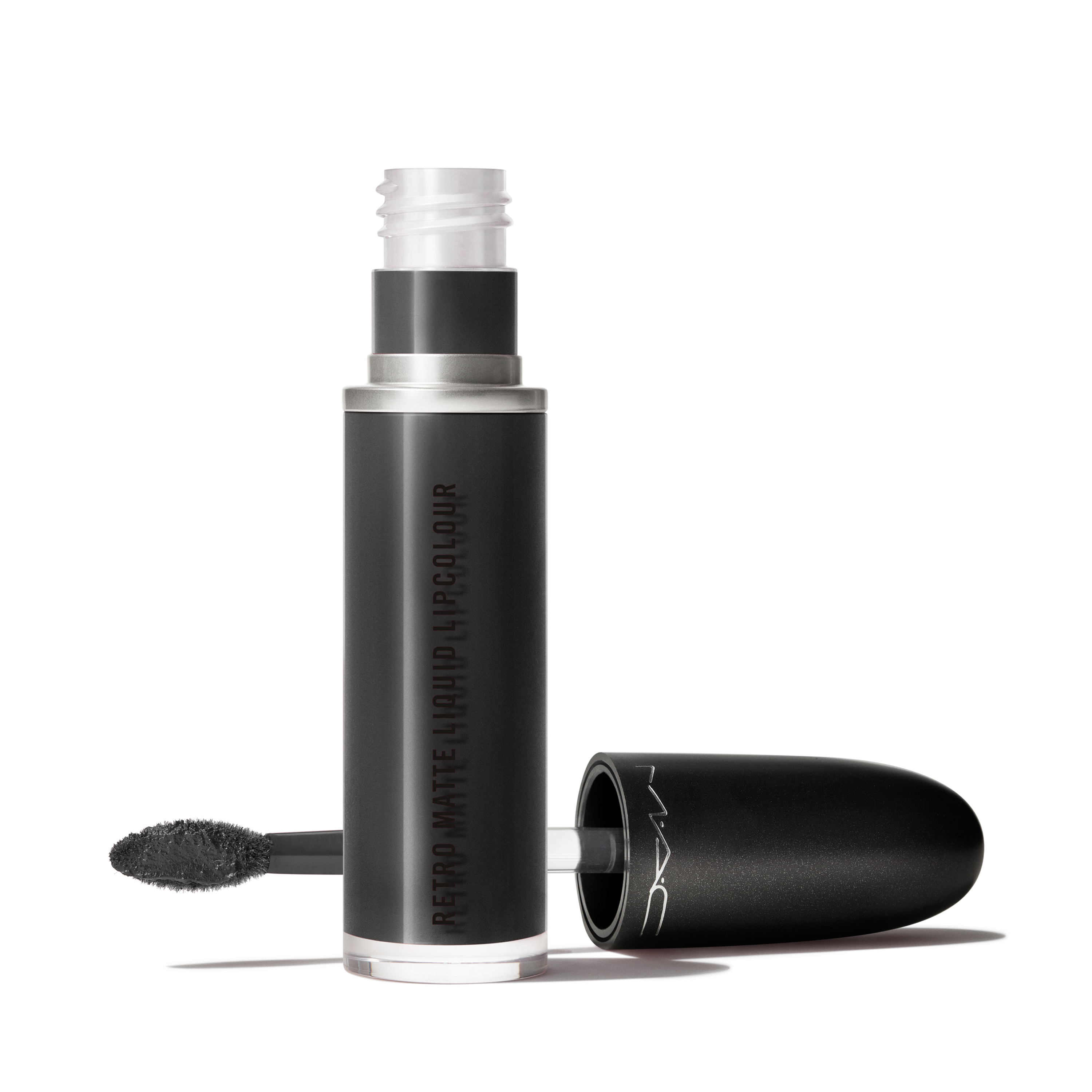 Retro Matte Liquid Lipcolour for Everyday Wear and smooth lasting color