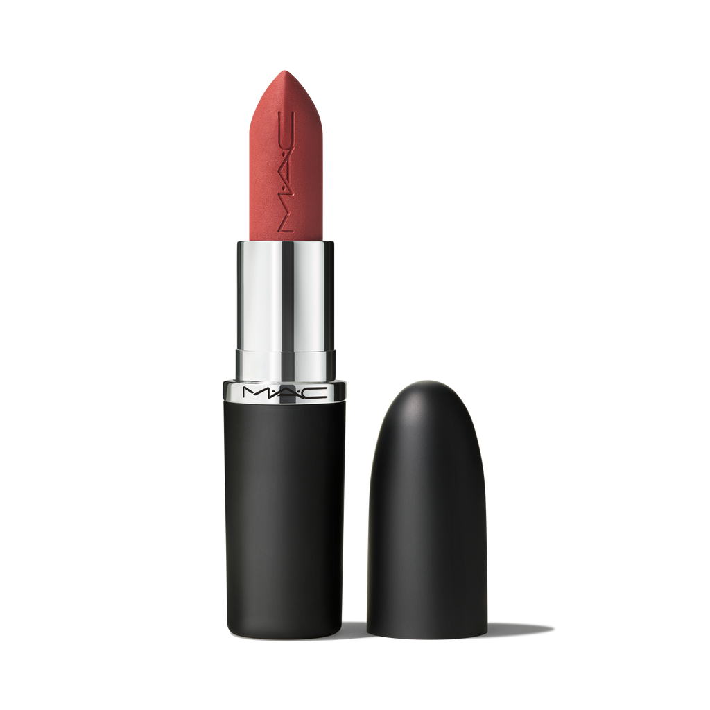 M A CXIMAL SILKY MATTE LIPSTICK for Everyday Wear and rich wearable color