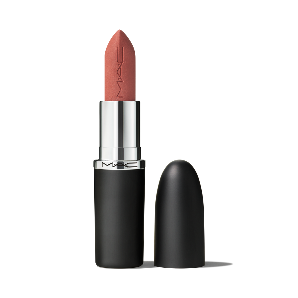M A CXIMAL SILKY MATTE LIPSTICK for Everyday Wear and rich wearable color