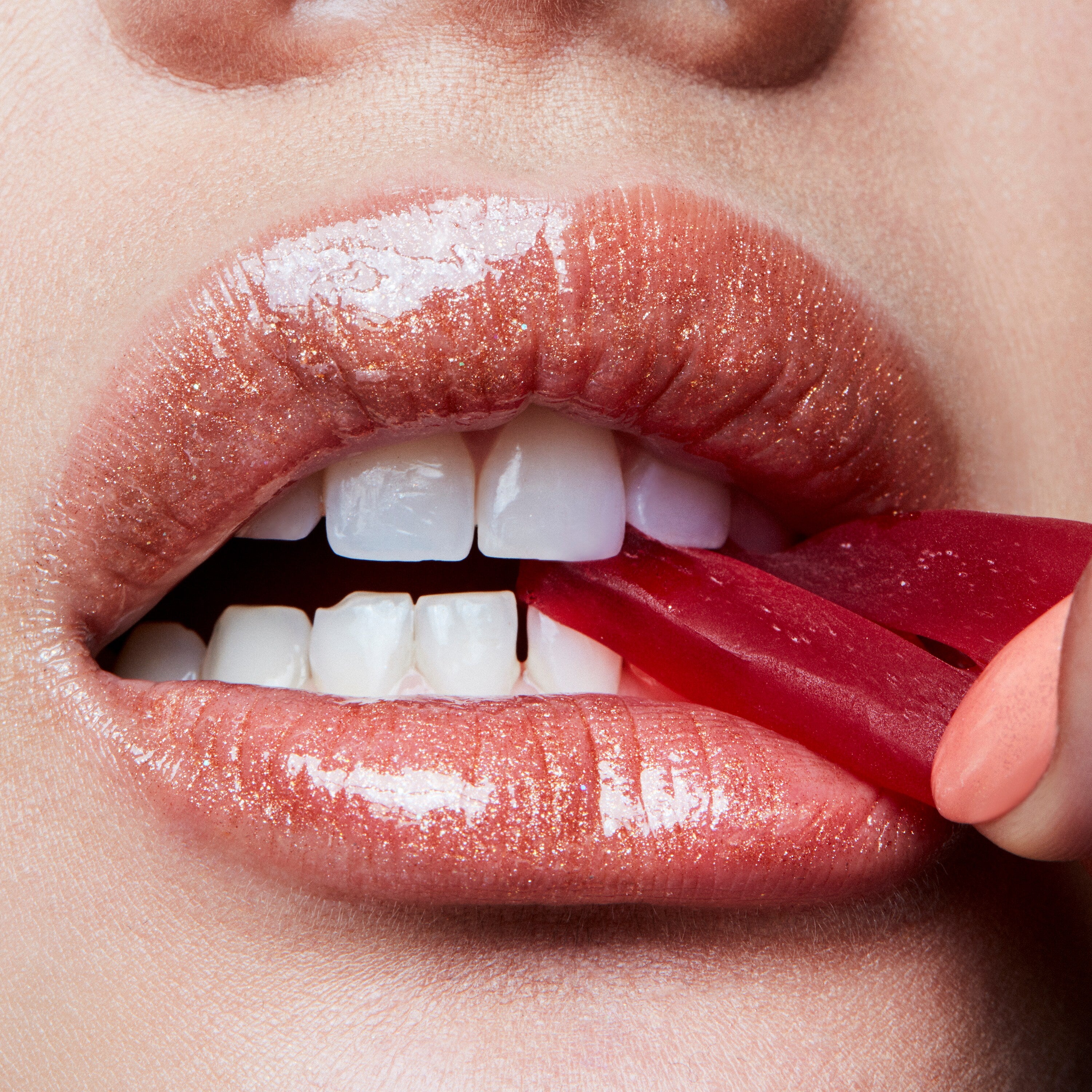 Lipglass for Everyday Wear and a polished glossy look