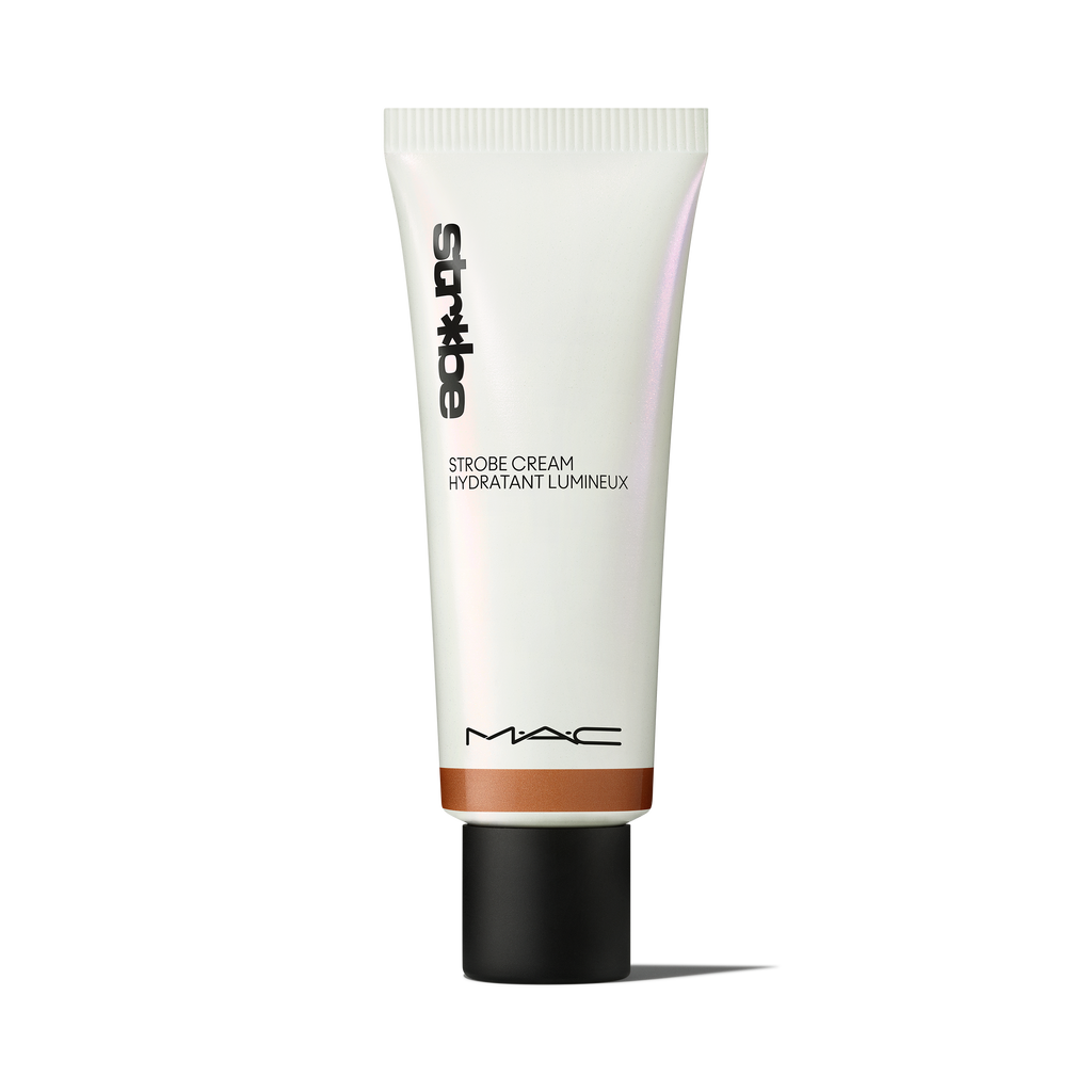 Strobe Cream Moisturizer and Highlighter for Everyday Wear and comfortable moisture support