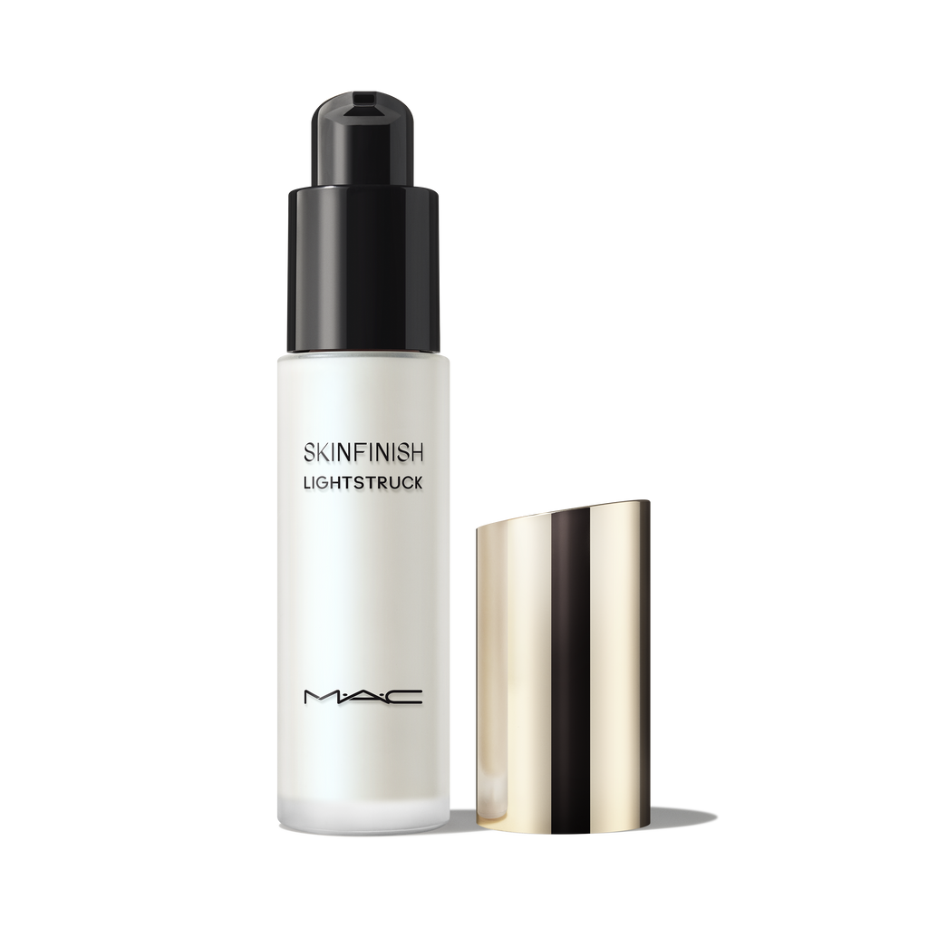 Skinfinish Lightstruck Liquid Highlighter for Everyday Wear and a luminous looking finish