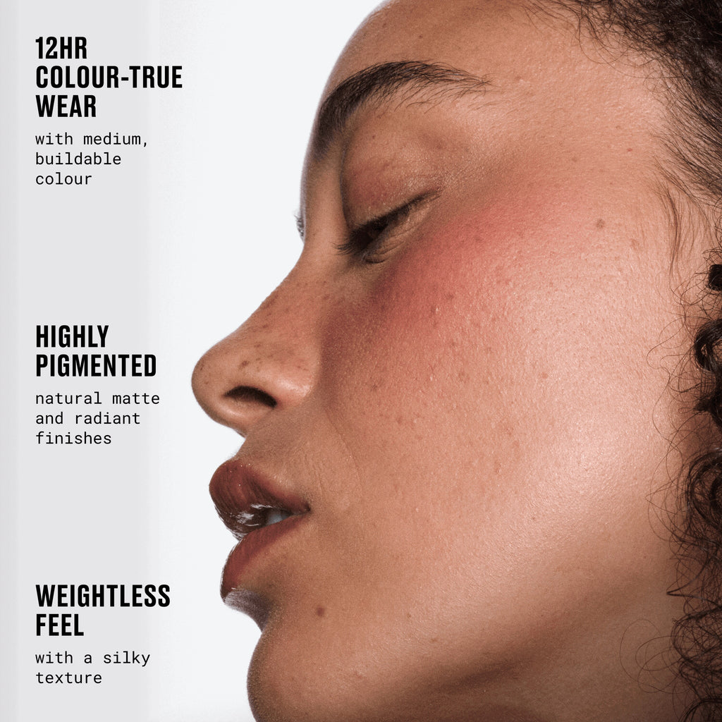 Skinfinish Colourstruck Blush for Everyday Wear and fresh looking color