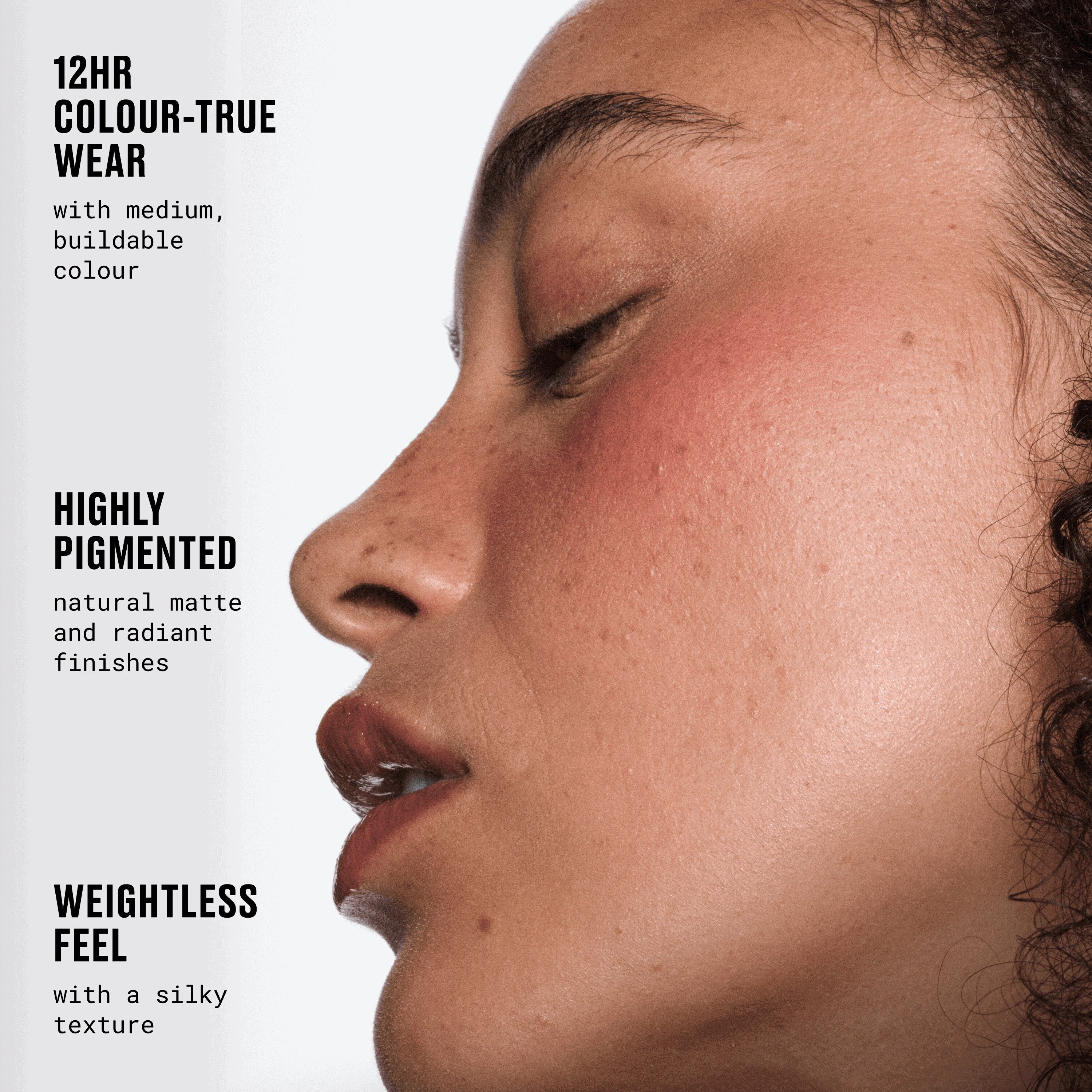 Skinfinish Colourstruck Blush for Everyday Wear and fresh looking color