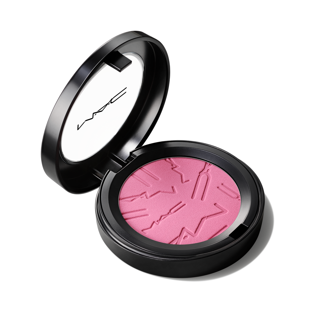 Skinfinish Colourstruck Blush for Everyday Wear and fresh looking color