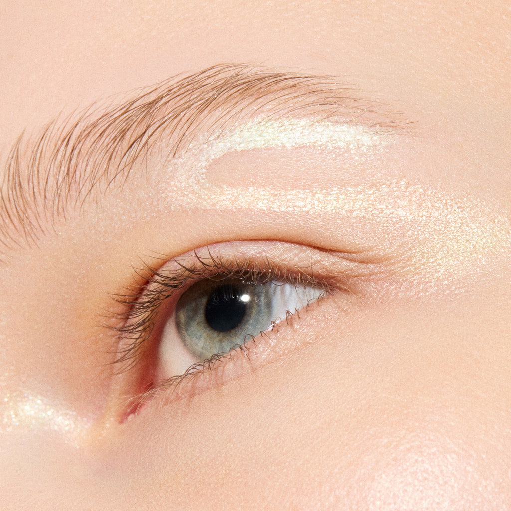 Prismatica Liquid Eye Liner for Everyday Wear and precise eye definition