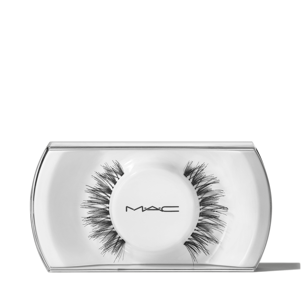 M A C LASH 76 Supermodel Lash for Everyday Wear and enhanced lash definition