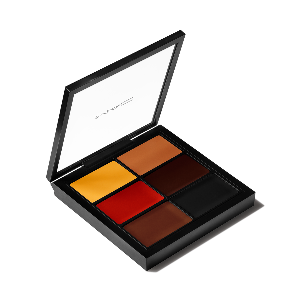 Studio Fix Conceal and Correct Palette for Everyday Wear and targeted looking coverage