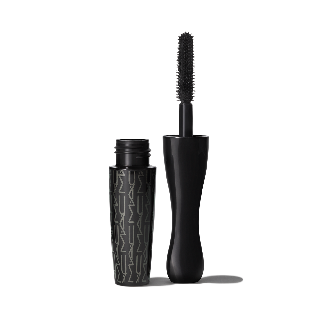 In Extreme Dimension Lash Mascara Mini M A C for Everyday Wear and defined looking lashes