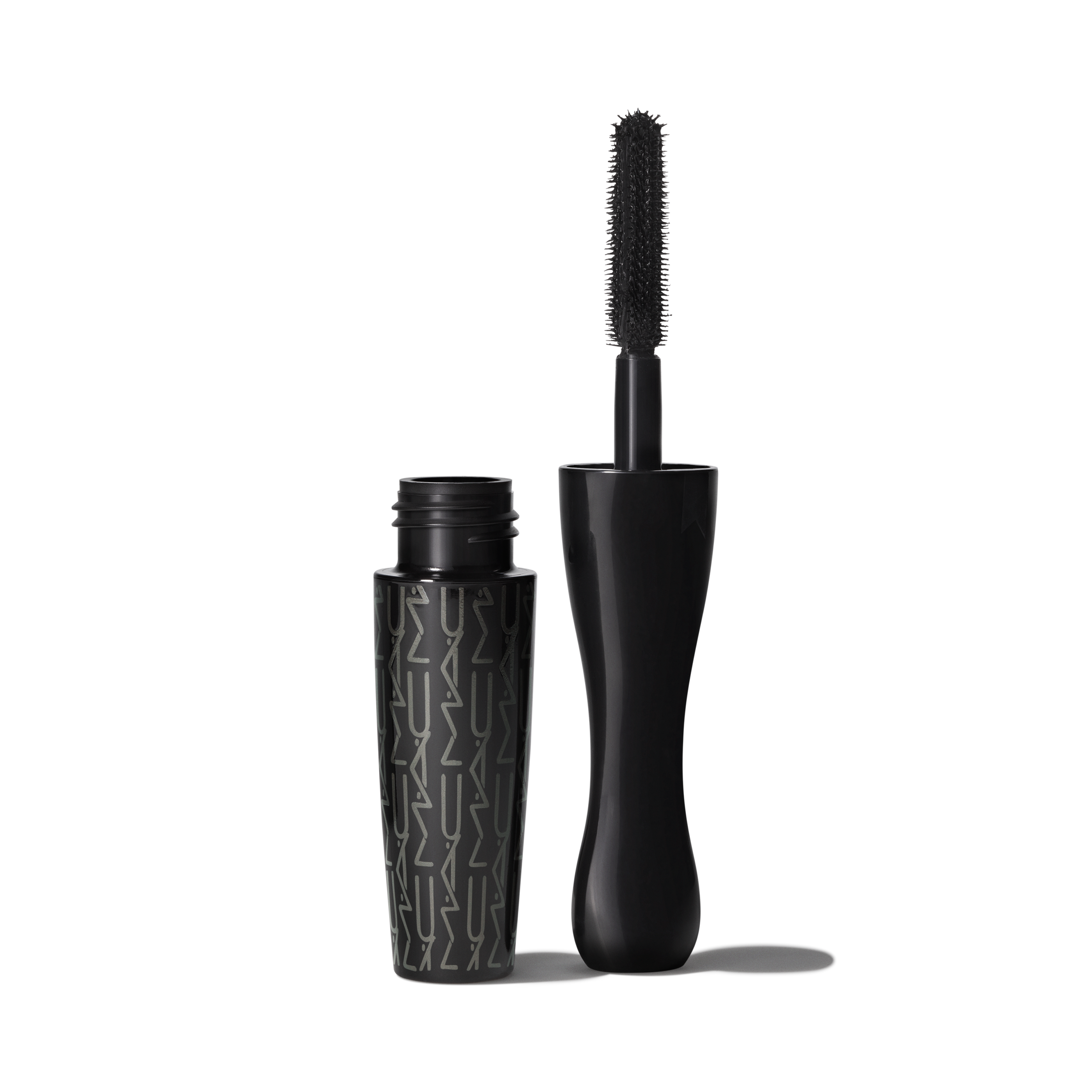 In Extreme Dimension Lash Mascara Mini M A C for Everyday Wear and defined looking lashes