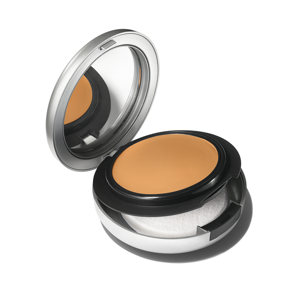 Studio Fix Tech Cream To Powder Foundation for Everyday Wear and even looking coverage