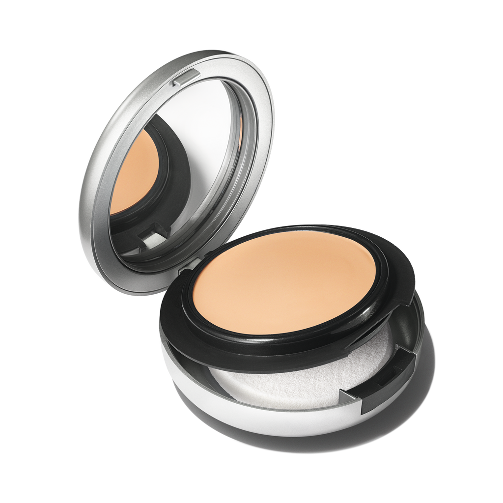 Studio Fix Tech Cream To Powder Foundation for Everyday Wear and even looking coverage