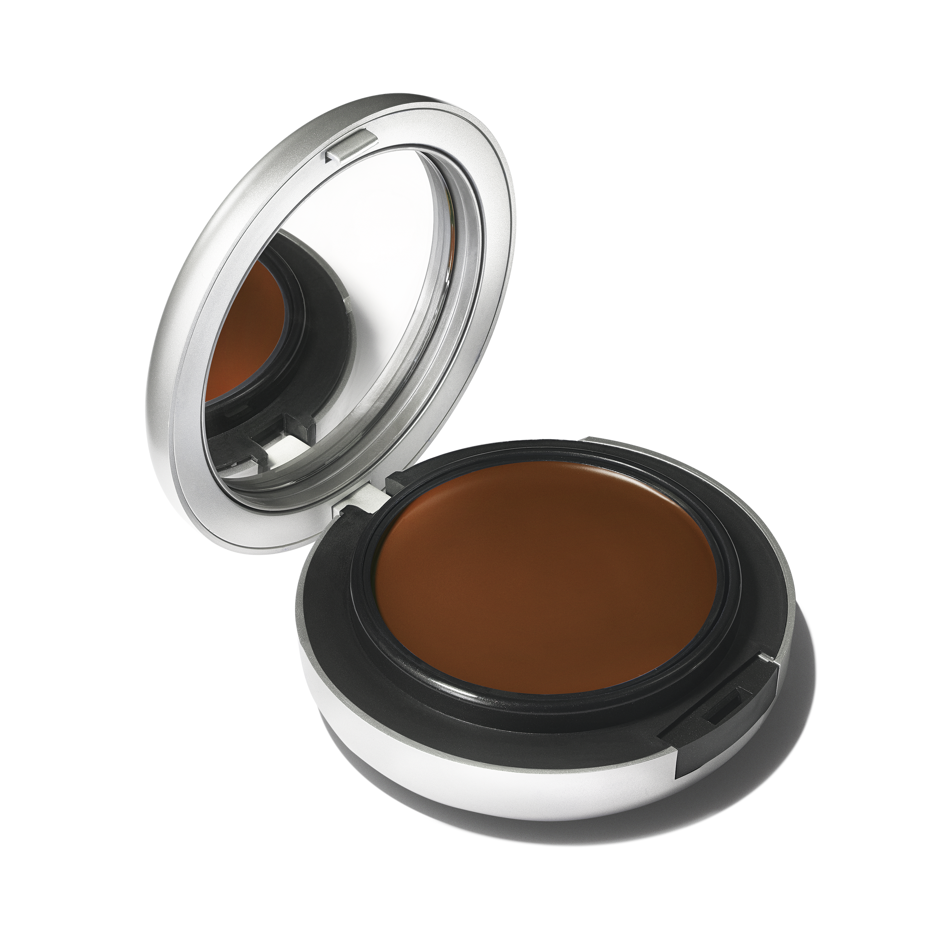 Studio Fix Tech Cream To Powder Foundation for Everyday Wear and even looking coverage