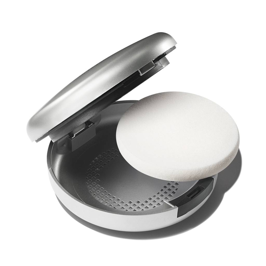 Studio Fix Tech Cream To Powder Foundation for Everyday Wear and even looking coverage