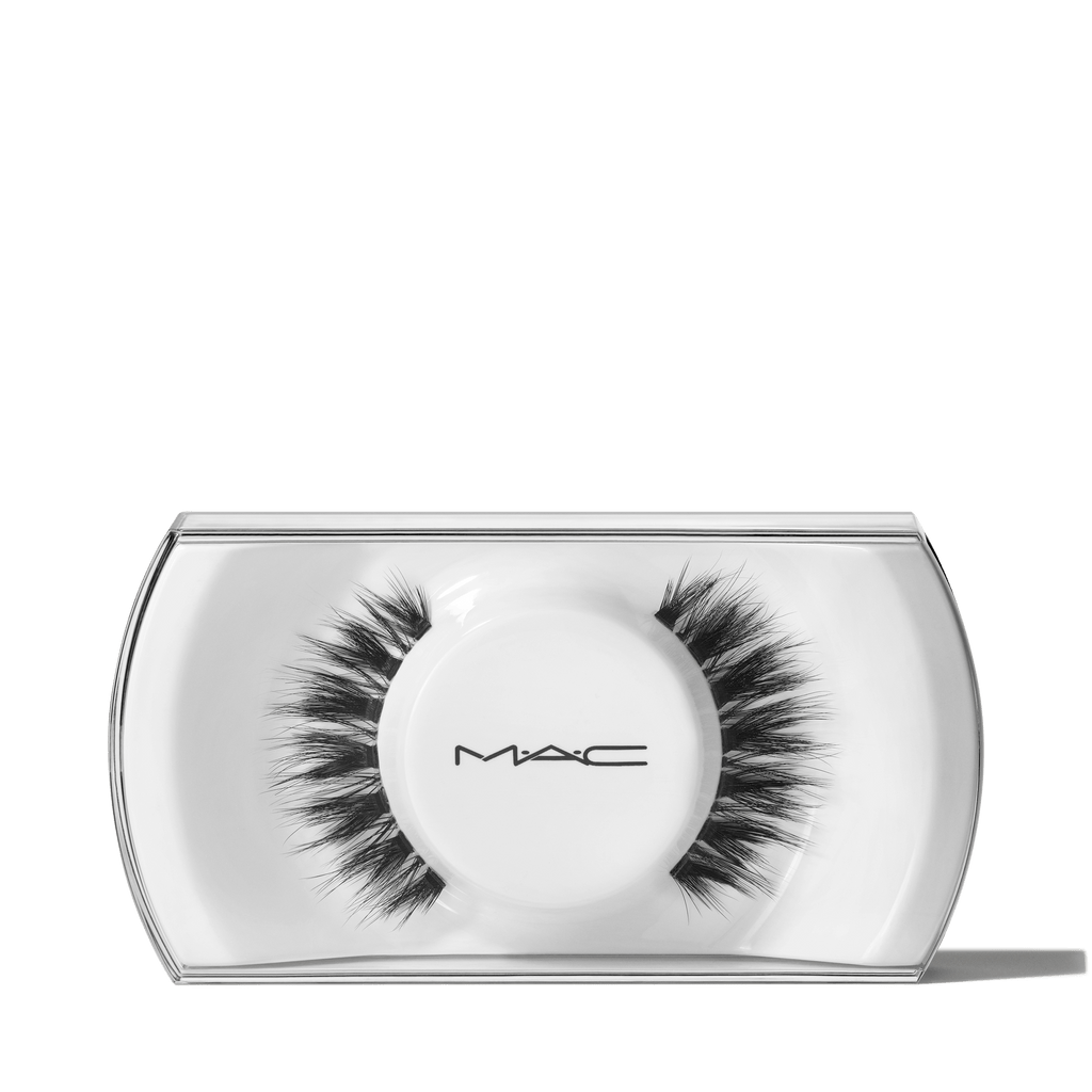 M A C LASH 83 Siren Lash for Everyday Wear and enhanced lash definition