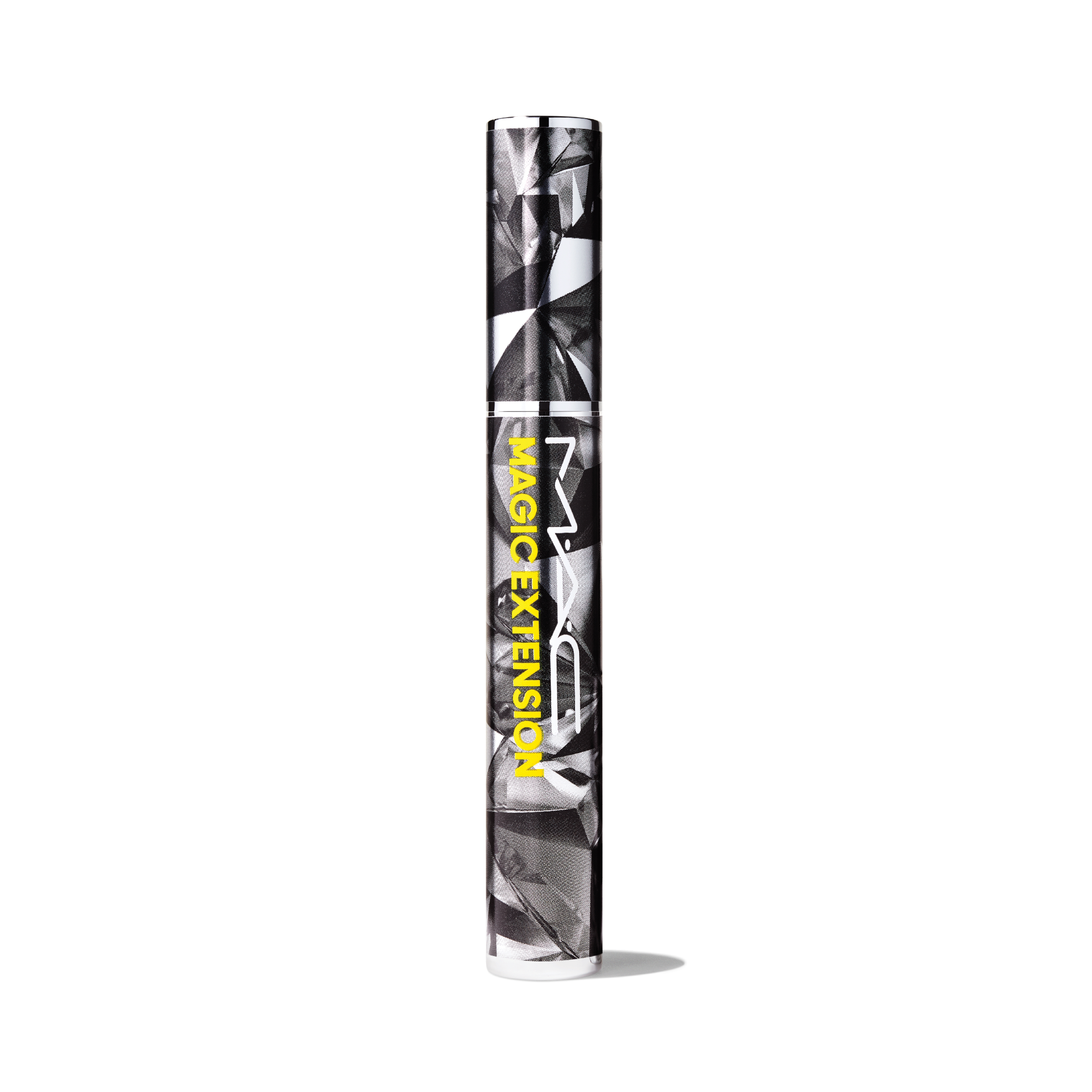 Magic Extension 5mm Fibre Mascara for Everyday Wear and defined looking lashes