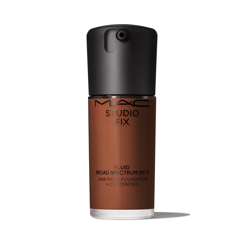 Studio Fix Fluid SPF 15 Longwear Matte Foundation and Oil Control for Everyday Wear and even looking coverage